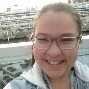 Meet your Posher, Jesalyn